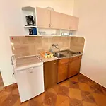 In 44018 Apartment