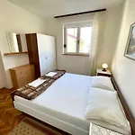 Apartment In 44018