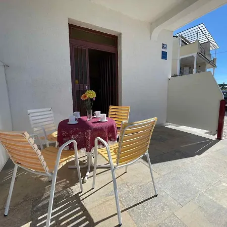 Apartamento In 44018 *