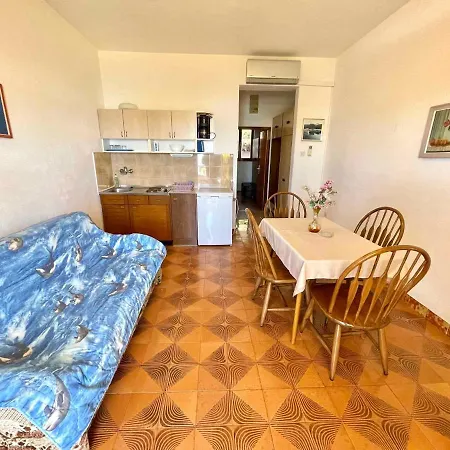 In 44018 Apartman Dramalj