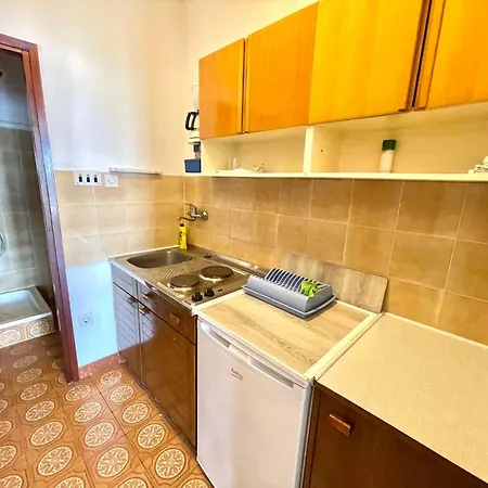 Apartman In 44018 *
